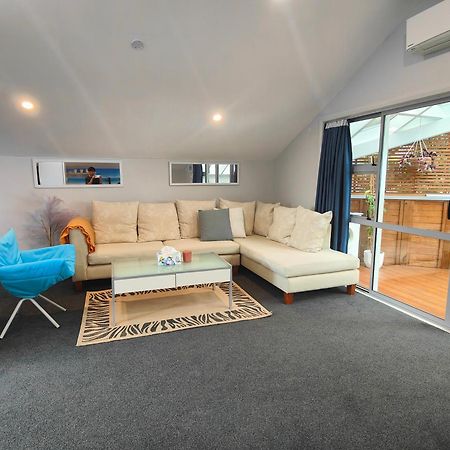 Welcome To Howick Auckland Exterior foto